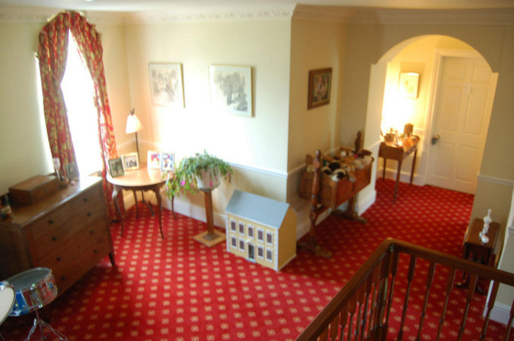 Clemenstone House B&B Cowbridge Exterior photo